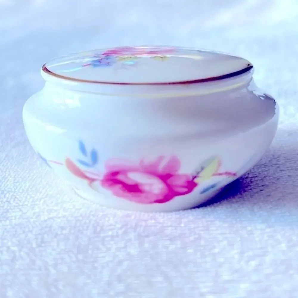 Vtg Coalport Hand-Painted Flower Trinket Box England Bone China Vanity Decor